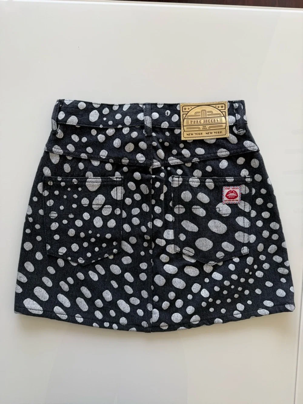 Marc Jacobs Black and White Polka Dot Denim Skirt with Leather Logo Patch - Picture 2 of 11